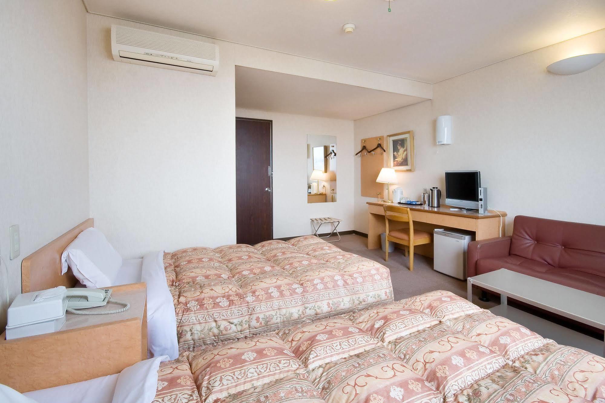 Hotel Kikusui Imabari Railway Station Esterno foto