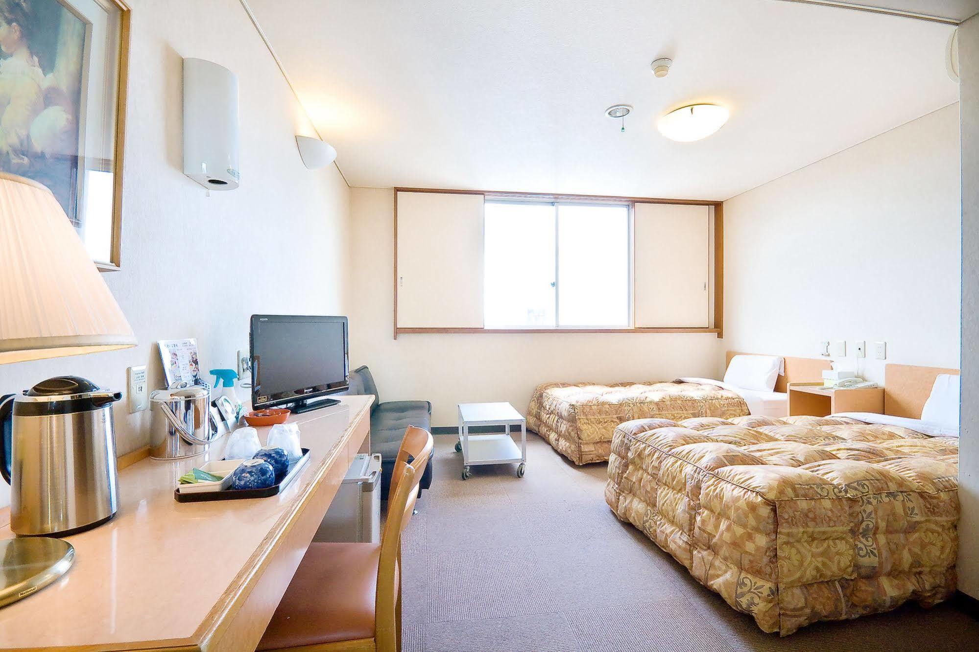 Hotel Kikusui Imabari Railway Station Esterno foto